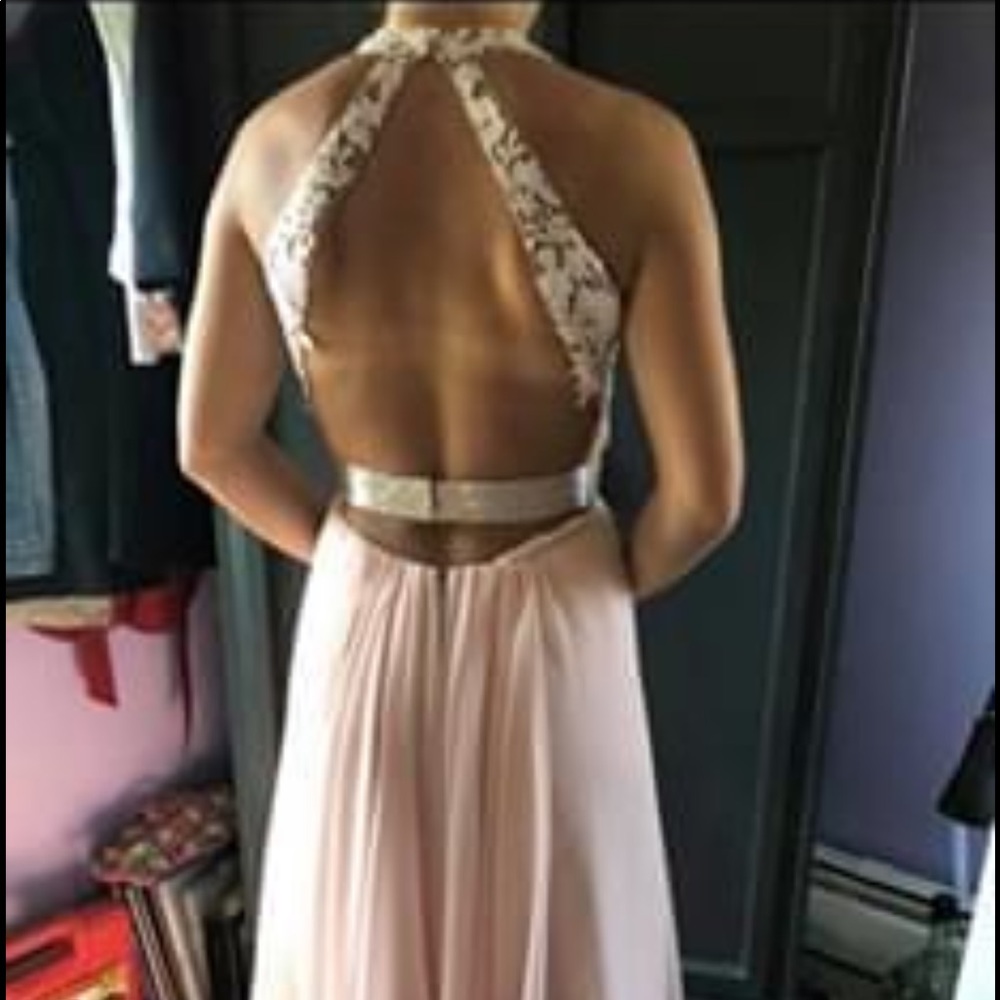 Long V-neck lace gown by Mori Lee - Picture 4 of 5